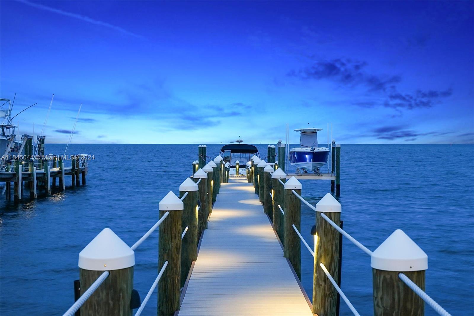 248 Tarpon St, Tavernier, FL, 33070 United States, 5 Bedrooms Bedrooms, ,5 BathroomsBathrooms,Residential,For Sale,Tarpon St,A11545041