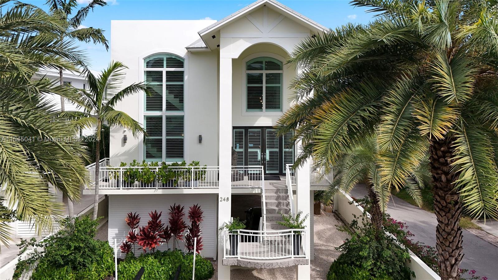 248 Tarpon St, Tavernier, FL, 33070 United States, 5 Bedrooms Bedrooms, ,5 BathroomsBathrooms,Residential,For Sale,Tarpon St,A11545041