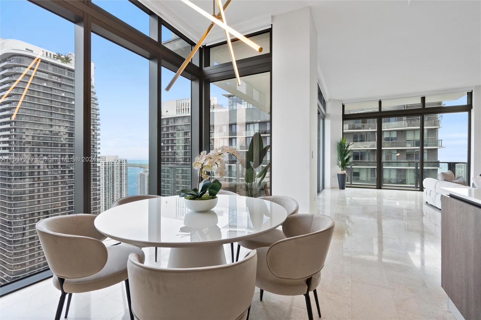 88 7 Street, Miami, FL, 33130 United States, 4 Bedrooms Bedrooms, ,4 BathroomsBathrooms,Residential,For Sale,7 Street,A11537277