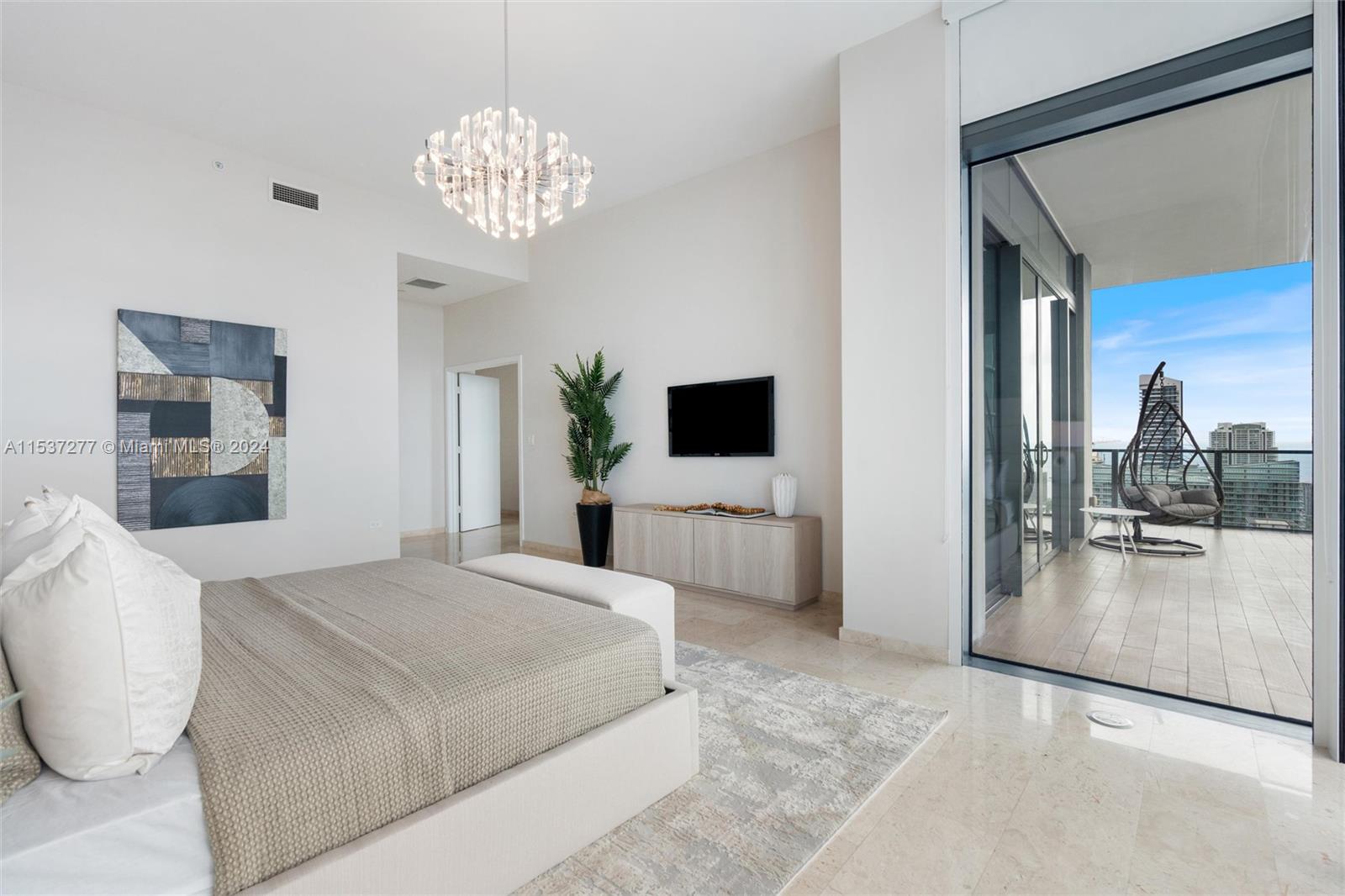 88 7 Street, Miami, FL, 33130 United States, 4 Bedrooms Bedrooms, ,4 BathroomsBathrooms,Residential,For Sale,7 Street,A11537277