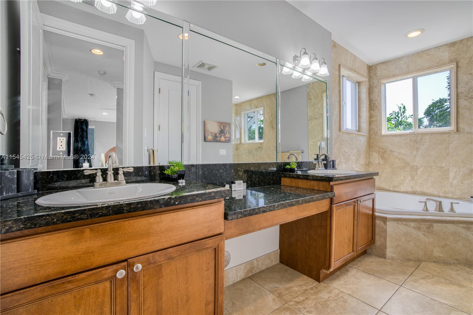 1705 NE 11th St, Fort Lauderdale, Florida 33304, 4 Bedrooms Bedrooms, ,3 BathroomsBathrooms,Residential,For Sale,1705 NE 11th St,A11545425