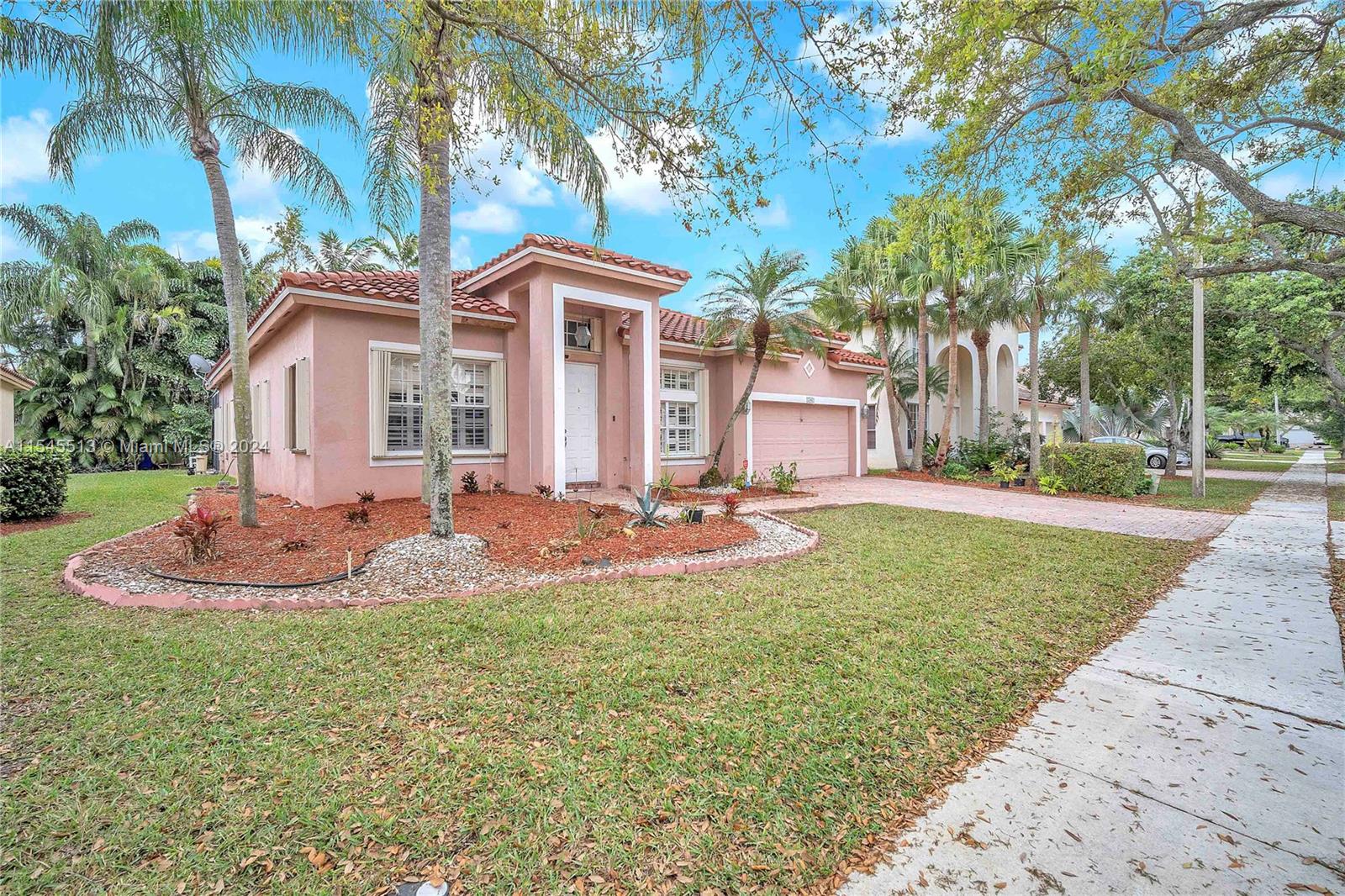 17062 16th St, Pembroke Pines, FL, 33028 United States, 4 Bedrooms Bedrooms, ,2 BathroomsBathrooms,Residential,For Sale,16th St,A11545513