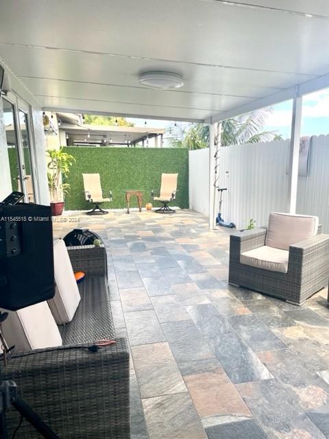 6950 NW 168th St, Hialeah, Florida 33015, 3 Bedrooms Bedrooms, ,2 BathroomsBathrooms,Residential,For Sale,6950 NW 168th St,A11545518