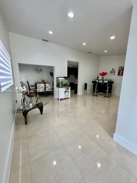 6950 NW 168th St, Hialeah, Florida 33015, 3 Bedrooms Bedrooms, ,2 BathroomsBathrooms,Residential,For Sale,6950 NW 168th St,A11545518