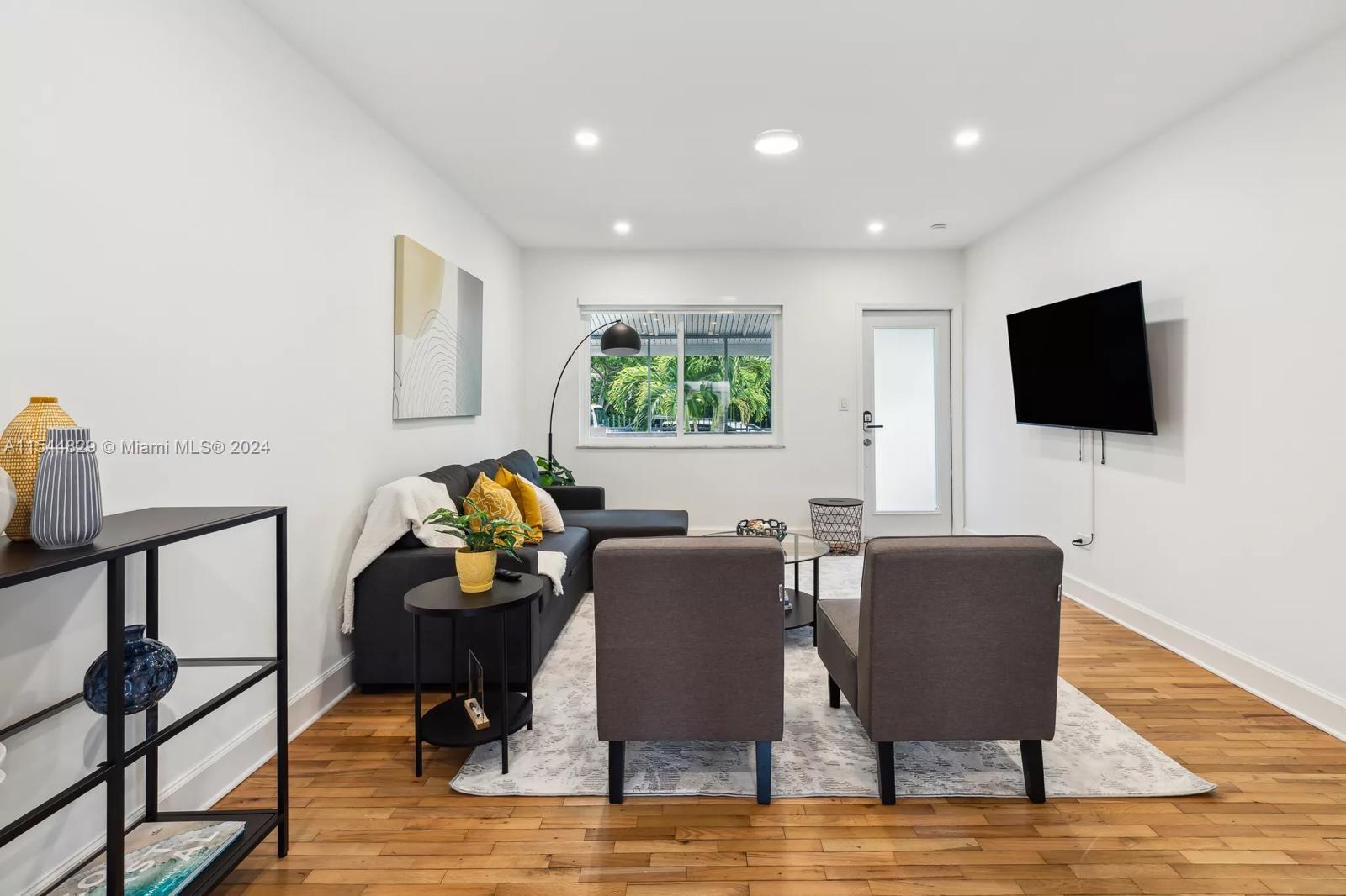 260 NE 46th St, Miami, Florida 33137, 3 Bedrooms Bedrooms, ,2 BathroomsBathrooms,Residentiallease,For Rent,260 NE 46th St,A11544829