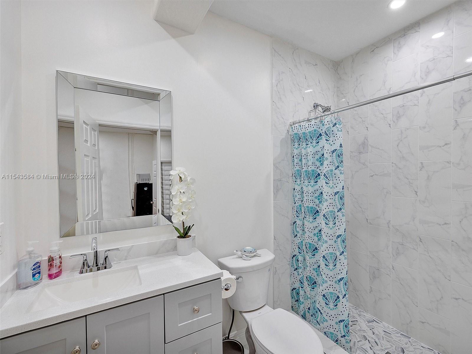 4122 NE 30th St, Homestead, Florida 33033, 4 Bedrooms Bedrooms, ,3 BathroomsBathrooms,Residential,For Sale,4122 NE 30th St,A11543584