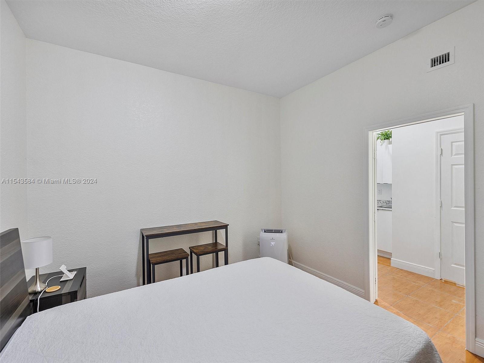 4122 NE 30th St, Homestead, Florida 33033, 4 Bedrooms Bedrooms, ,3 BathroomsBathrooms,Residential,For Sale,4122 NE 30th St,A11543584