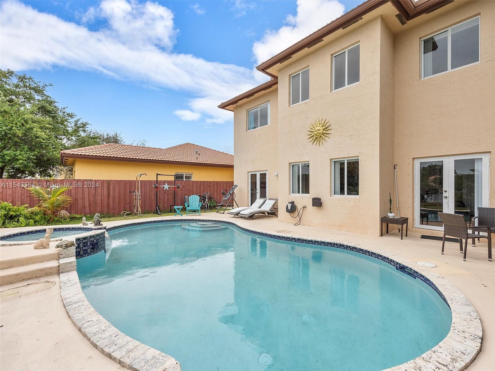 4122 NE 30th St, Homestead, Florida 33033, 4 Bedrooms Bedrooms, ,3 BathroomsBathrooms,Residential,For Sale,4122 NE 30th St,A11543584