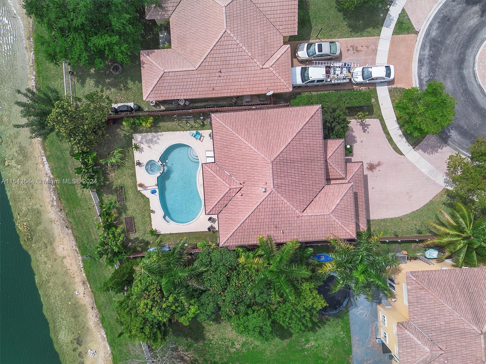 4122 NE 30th St, Homestead, Florida 33033, 4 Bedrooms Bedrooms, ,3 BathroomsBathrooms,Residential,For Sale,4122 NE 30th St,A11543584