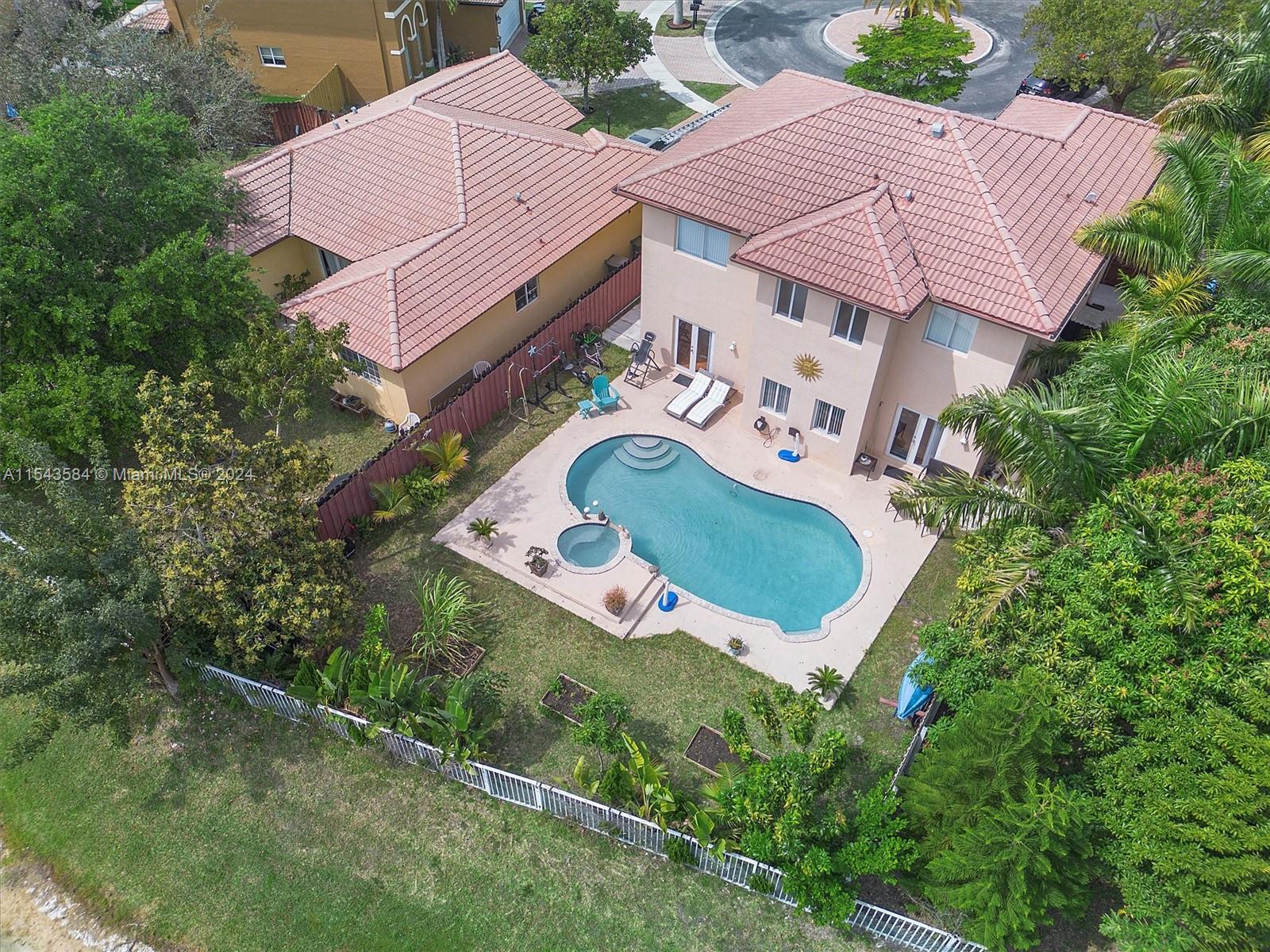 4122 NE 30th St, Homestead, Florida 33033, 4 Bedrooms Bedrooms, ,3 BathroomsBathrooms,Residential,For Sale,4122 NE 30th St,A11543584