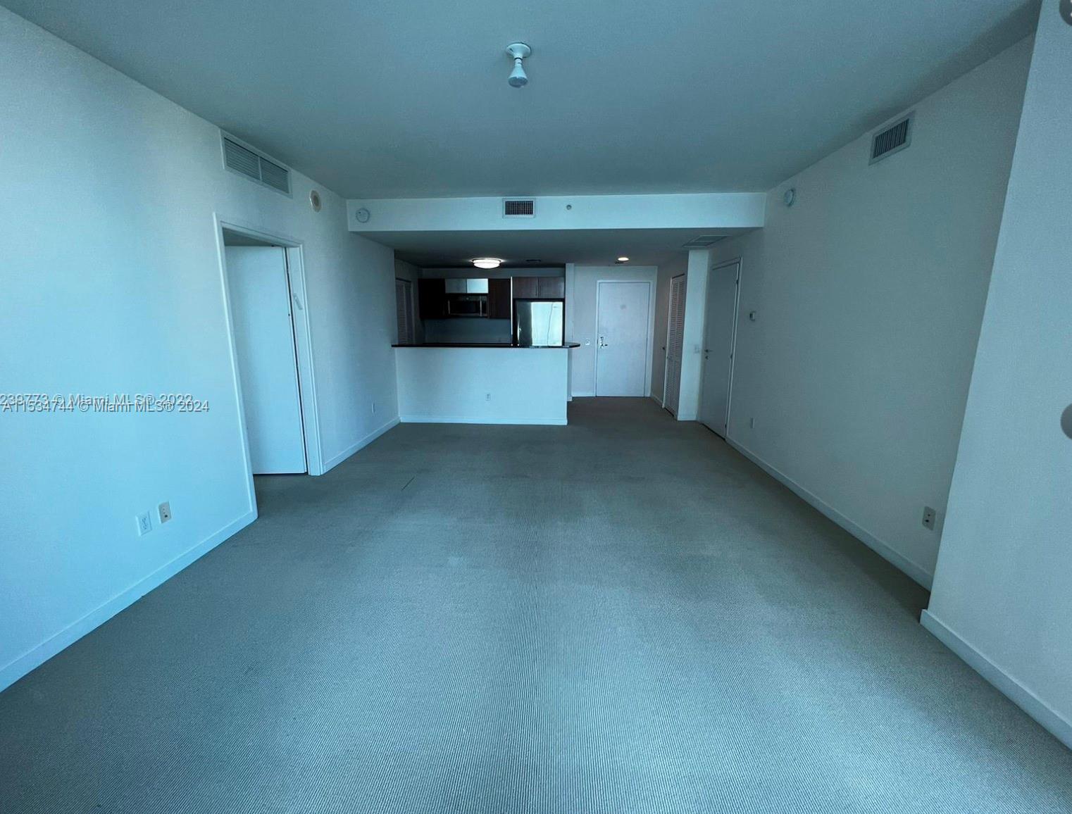 300 S Biscayne Blvd T-1606, Miami, Florida 33131, 2 Bedrooms Bedrooms, ,2 BathroomsBathrooms,Residentiallease,For Rent,300 S Biscayne Blvd T-1606,A11534744