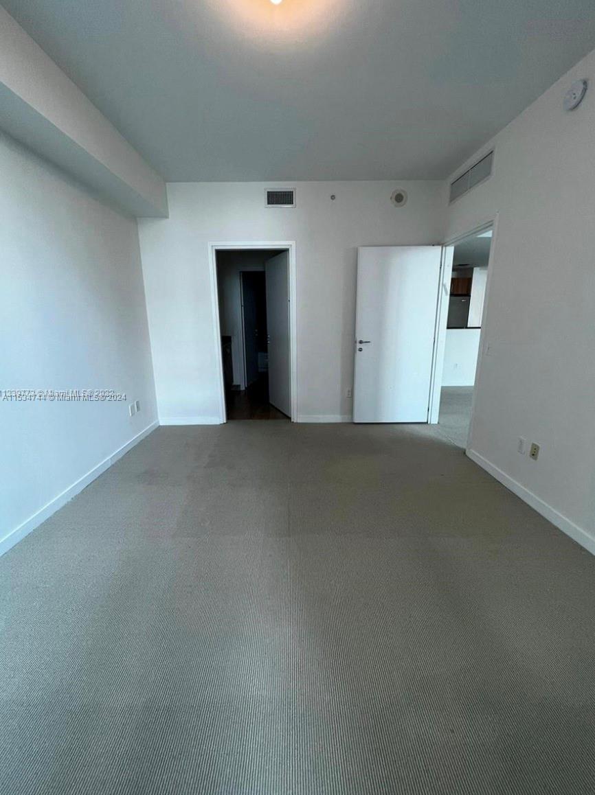 300 S Biscayne Blvd T-1606, Miami, Florida 33131, 2 Bedrooms Bedrooms, ,2 BathroomsBathrooms,Residentiallease,For Rent,300 S Biscayne Blvd T-1606,A11534744