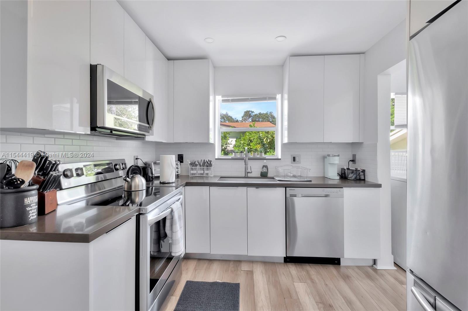 Miami, Florida 33127, 6 Bedrooms Bedrooms, ,3 BathroomsBathrooms,Residentiallease,For Rent,A11544419