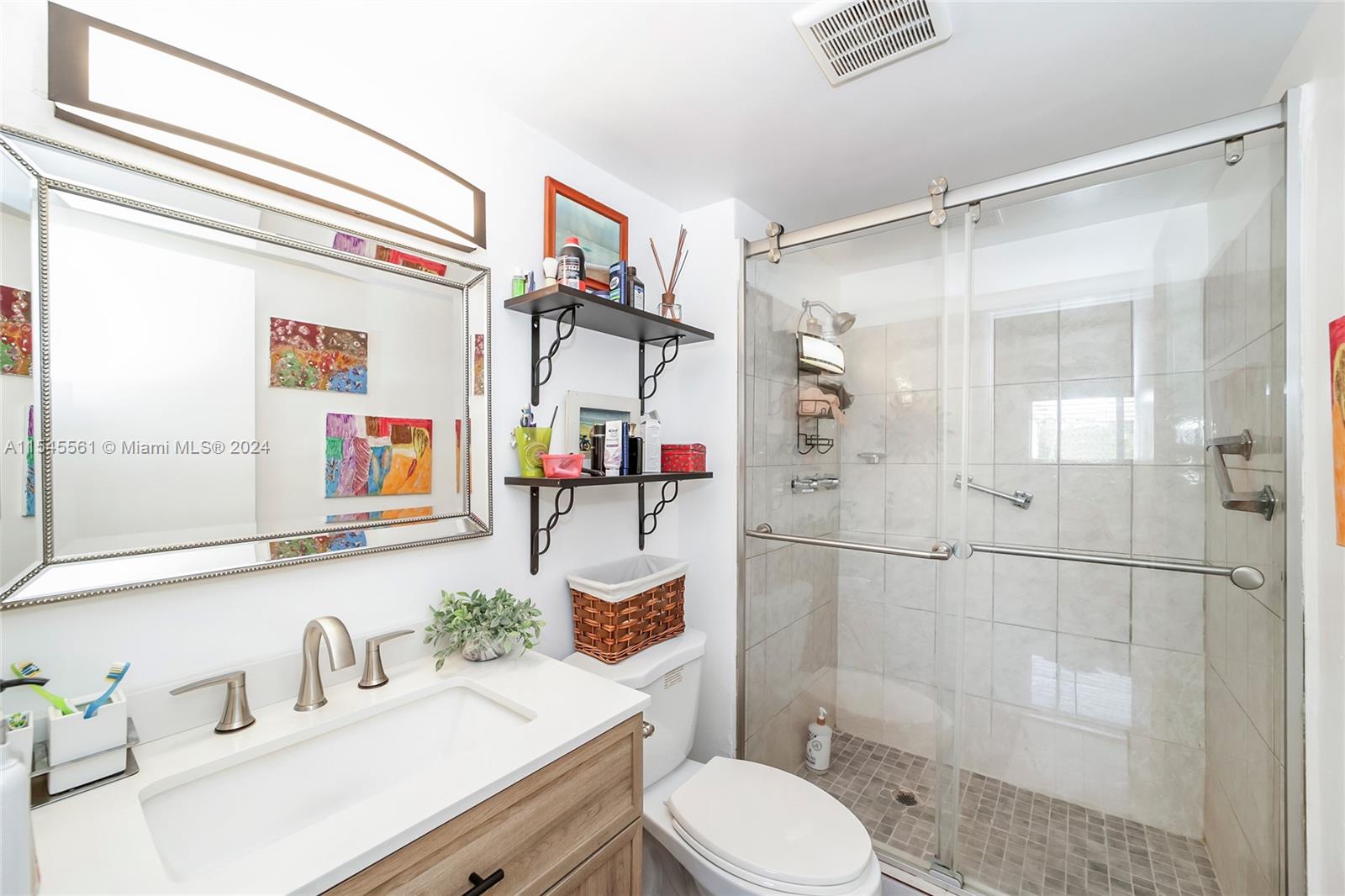 541 Blue Heron Dr 205, Hallandale Beach, Florida 33009, 2 Bedrooms Bedrooms, ,2 BathroomsBathrooms,Residential,For Sale,541 Blue Heron Dr 205,A11545561