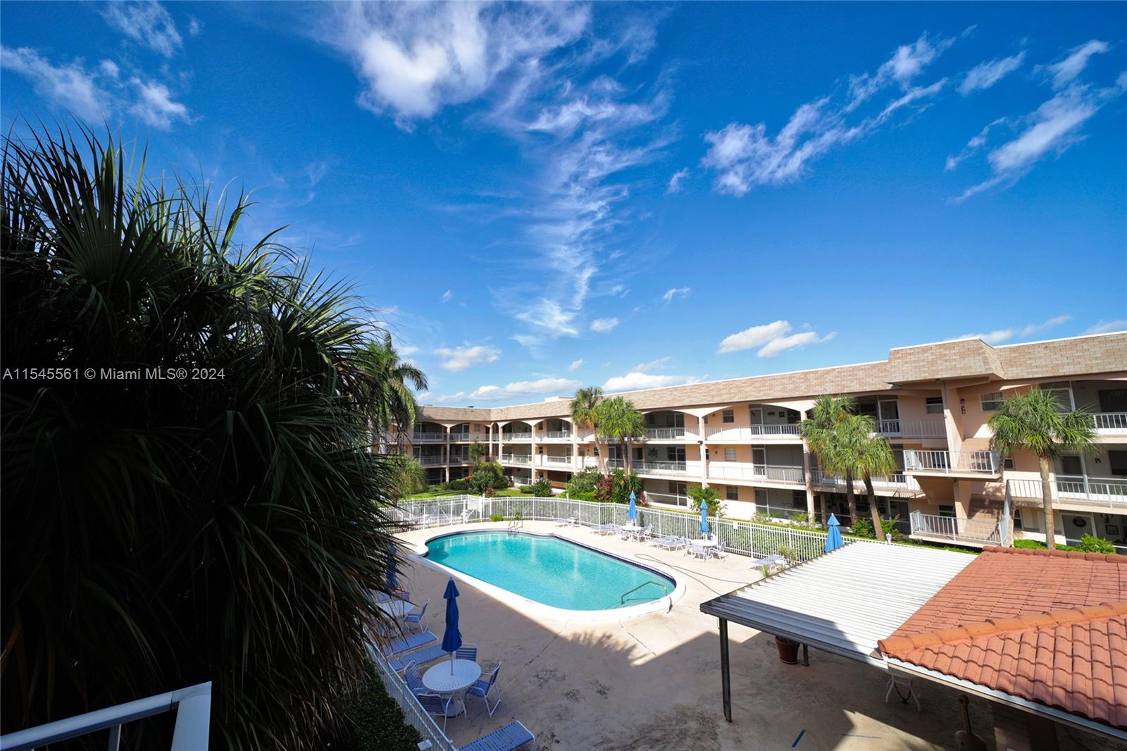 541 Blue Heron Dr 205, Hallandale Beach, Florida 33009, 2 Bedrooms Bedrooms, ,2 BathroomsBathrooms,Residential,For Sale,541 Blue Heron Dr 205,A11545561