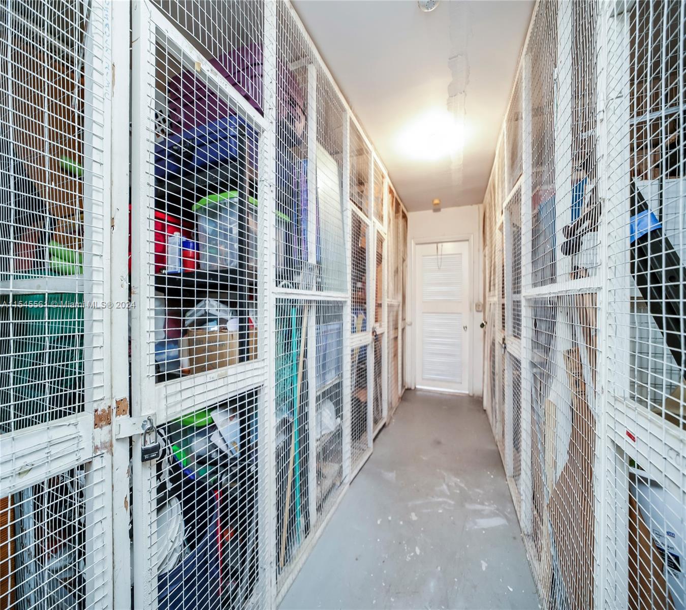 541 Blue Heron Dr 205, Hallandale Beach, Florida 33009, 2 Bedrooms Bedrooms, ,2 BathroomsBathrooms,Residential,For Sale,541 Blue Heron Dr 205,A11545561