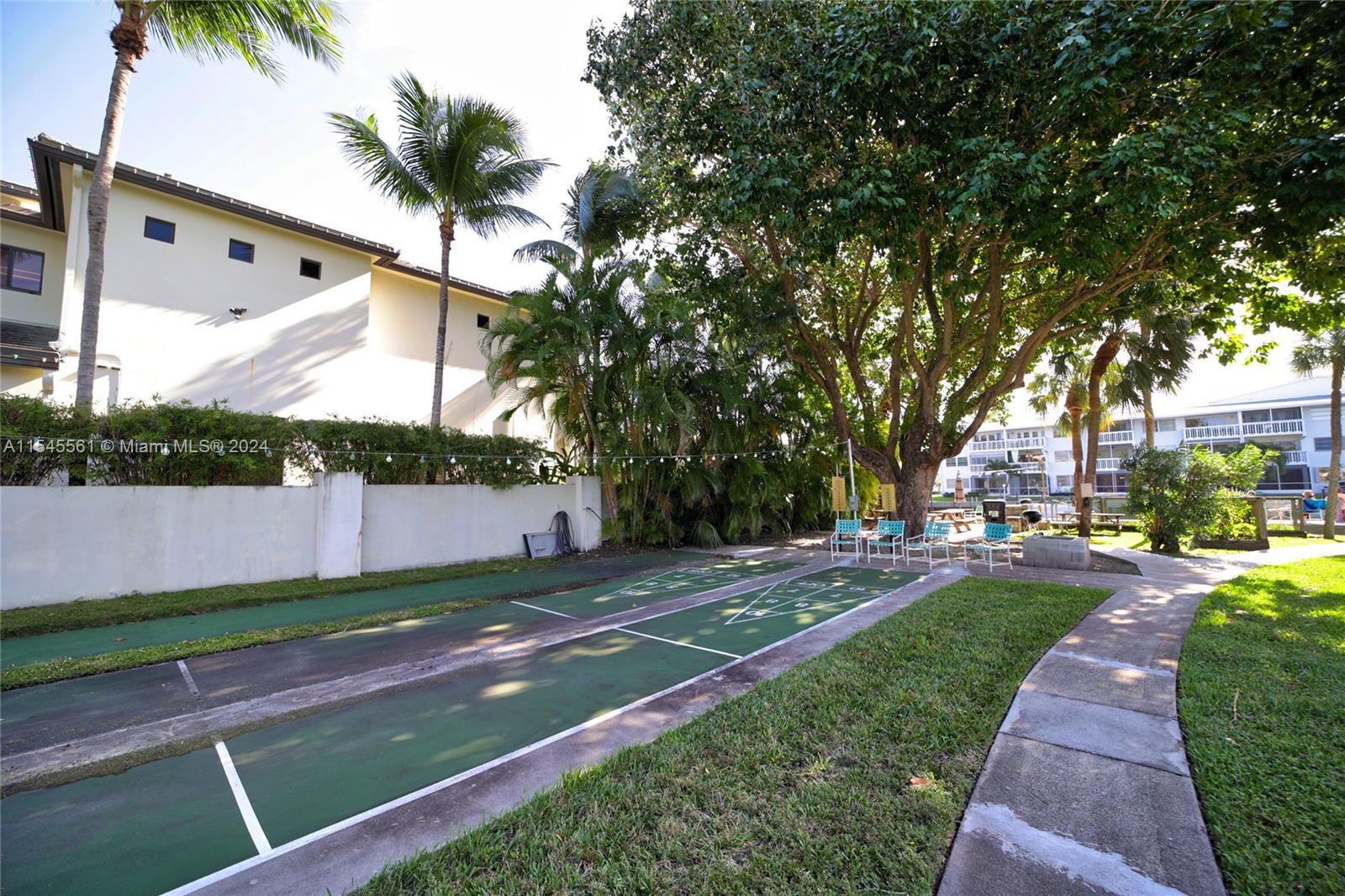 541 Blue Heron Dr 205, Hallandale Beach, Florida 33009, 2 Bedrooms Bedrooms, ,2 BathroomsBathrooms,Residential,For Sale,541 Blue Heron Dr 205,A11545561