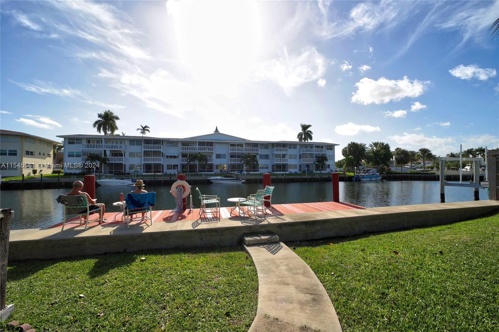 541 Blue Heron Dr 205, Hallandale Beach, Florida 33009, 2 Bedrooms Bedrooms, ,2 BathroomsBathrooms,Residential,For Sale,541 Blue Heron Dr 205,A11545561