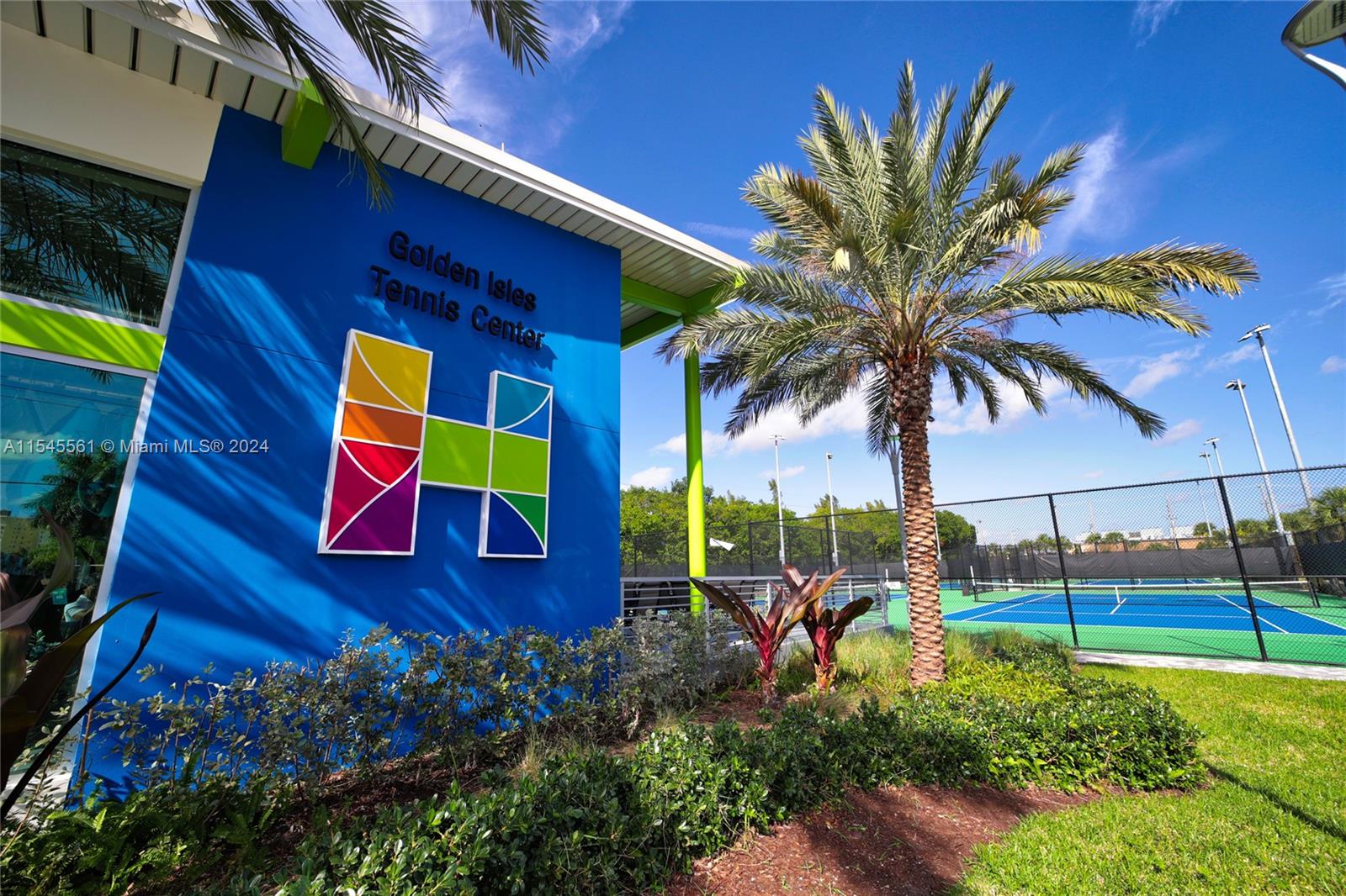 541 Blue Heron Dr 205, Hallandale Beach, Florida 33009, 2 Bedrooms Bedrooms, ,2 BathroomsBathrooms,Residential,For Sale,541 Blue Heron Dr 205,A11545561