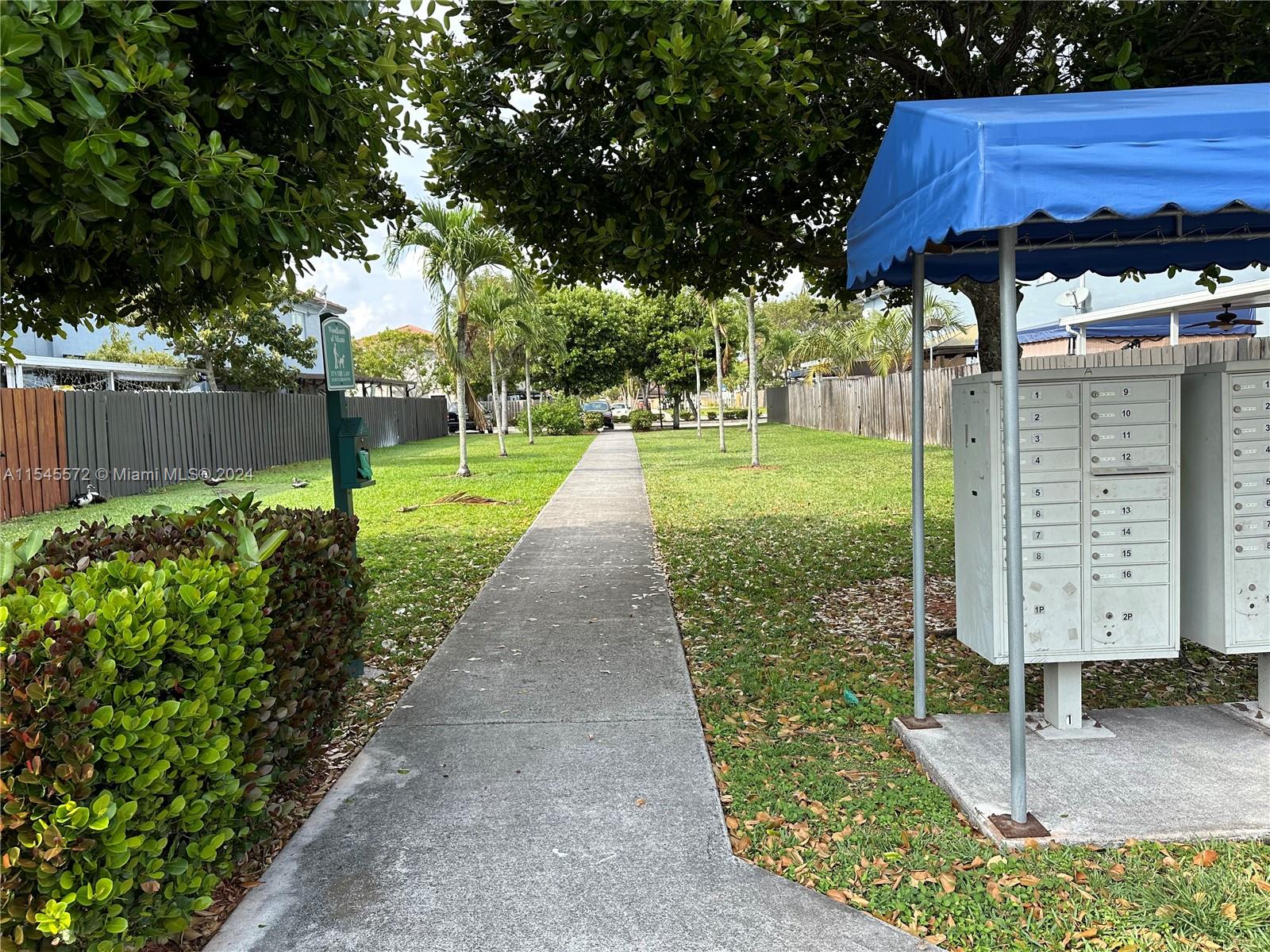 4436 SW 163rd Psge 4436, Miami, Florida 33185, 3 Bedrooms Bedrooms, ,2 BathroomsBathrooms,Residentiallease,For Rent,4436 SW 163rd Psge 4436,A11545572