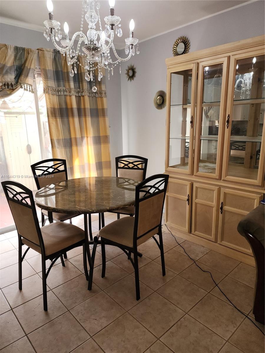 2241 Monroe St 11, Hollywood, Florida 33020, 1 Bedroom Bedrooms, ,1 BathroomBathrooms,Residentiallease,For Rent,2241 Monroe St 11,A11544319