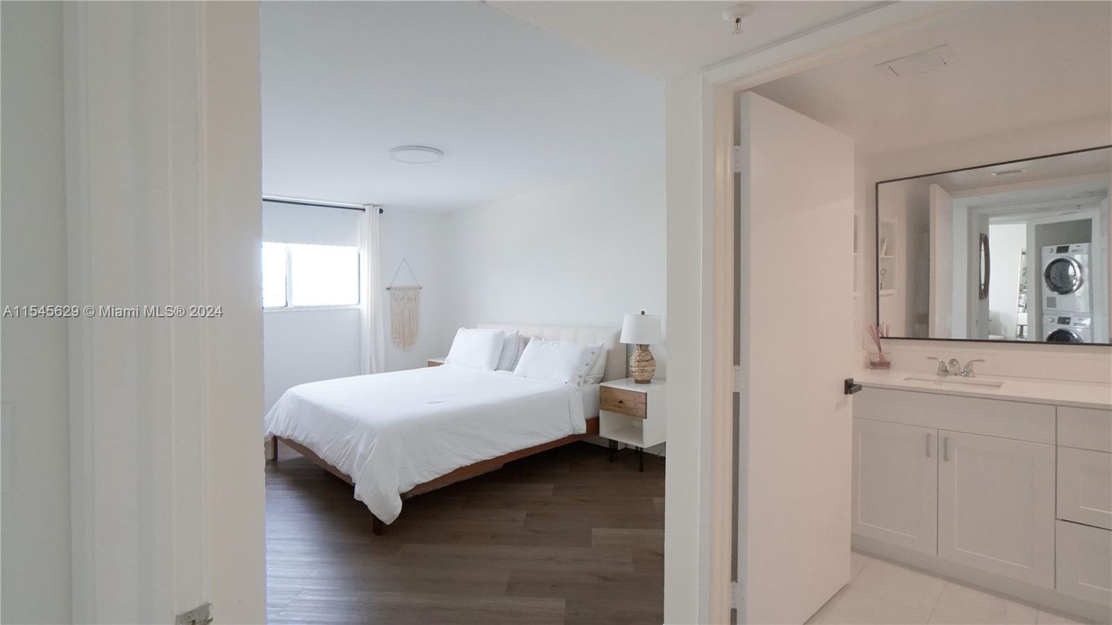 1688 West Ave 403, Miami Beach, Florida 33139, 2 Bedrooms Bedrooms, ,2 BathroomsBathrooms,Residential,For Sale,1688 West Ave 403,A11545629
