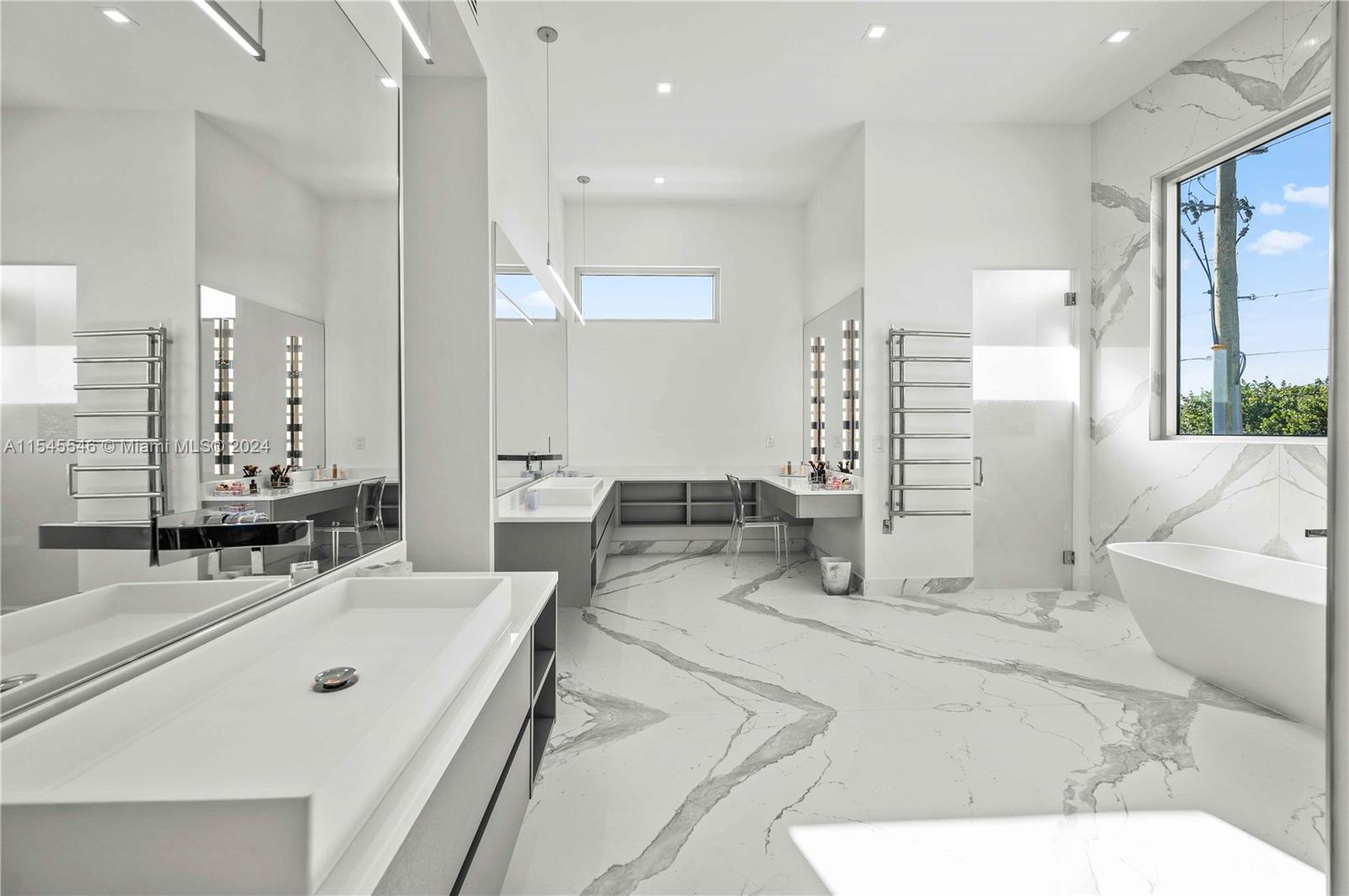 2628 Marcinski Rd, Jupiter, FL, 33477 United States, 5 Bedrooms Bedrooms, ,5 BathroomsBathrooms,Residential,For Sale,Marcinski Rd,A11545546