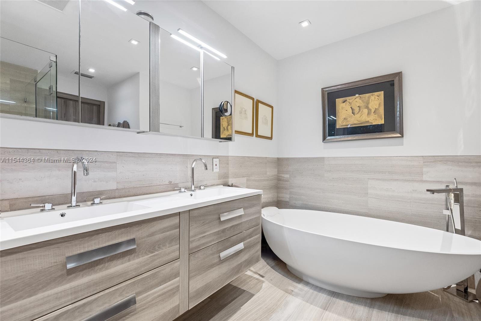 9301 Bayshore Dr, Miami Shores, FL, 33138 United States, 4 Bedrooms Bedrooms, ,4 BathroomsBathrooms,Residential,For Sale,Bayshore Dr,A11544364