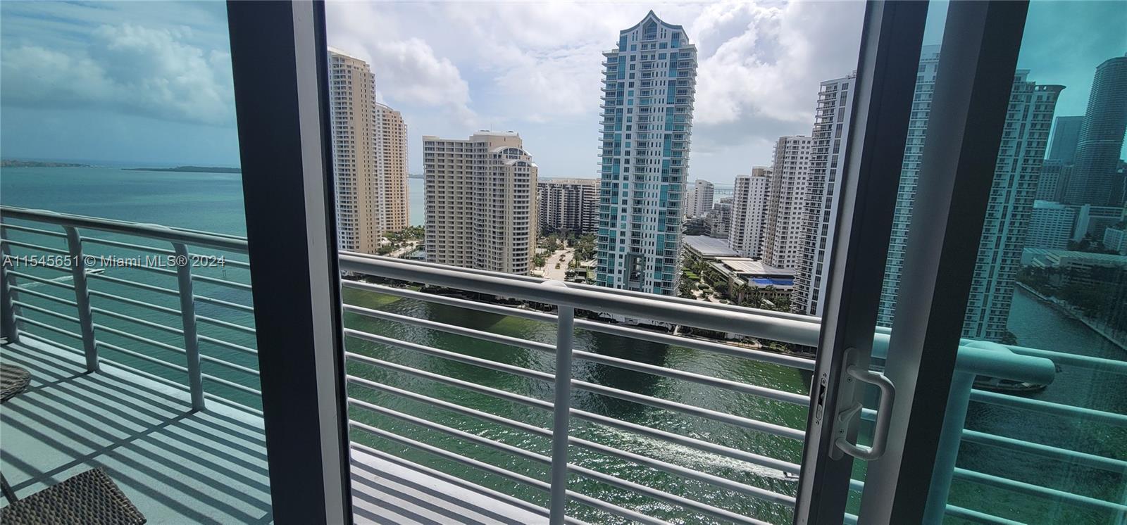 325 S Biscayne Blvd 2617, Miami, Florida 33131, 1 Bedroom Bedrooms, ,1 BathroomBathrooms,Residentiallease,For Rent,325 S Biscayne Blvd 2617,A11545651