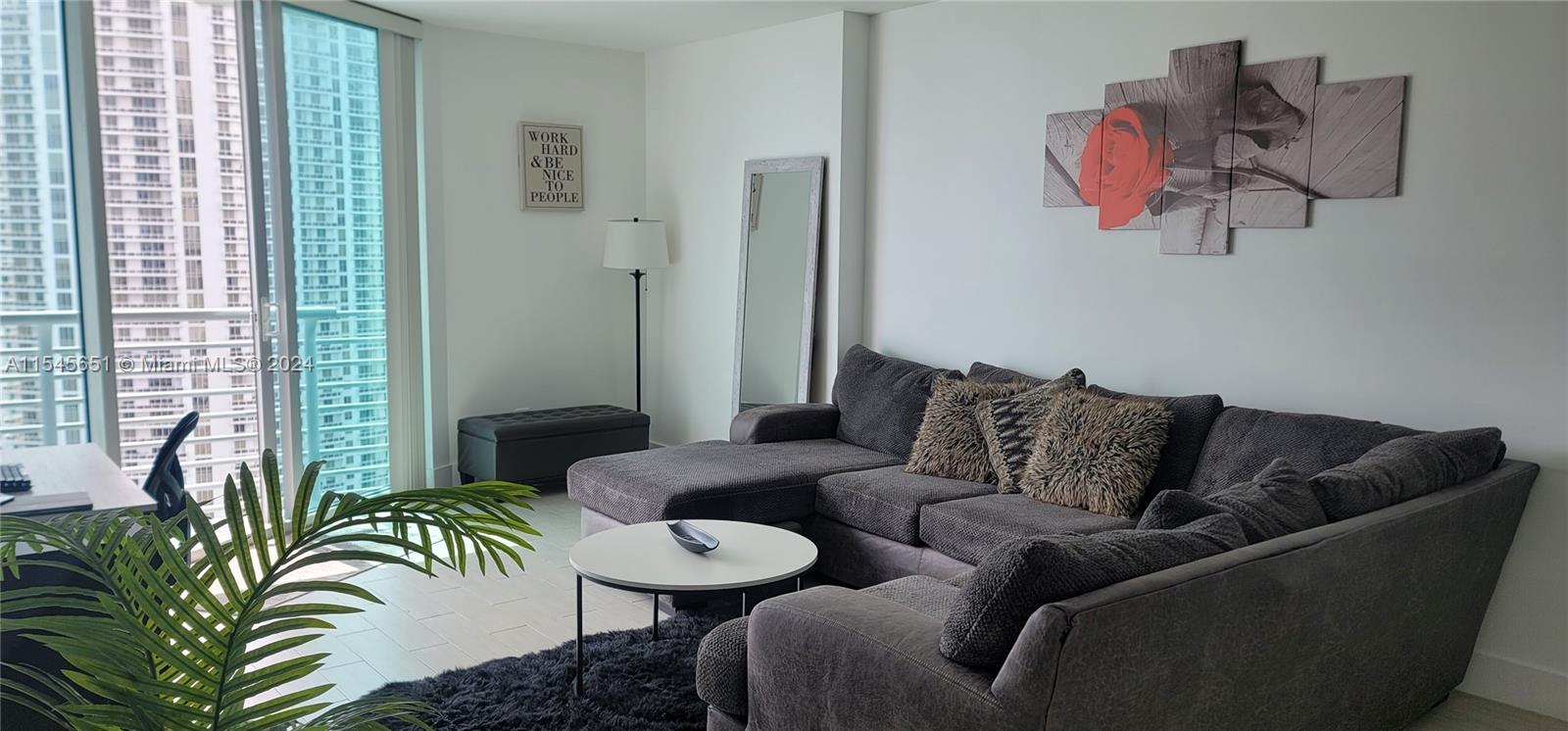 325 S Biscayne Blvd 2617, Miami, Florida 33131, 1 Bedroom Bedrooms, ,1 BathroomBathrooms,Residentiallease,For Rent,325 S Biscayne Blvd 2617,A11545651