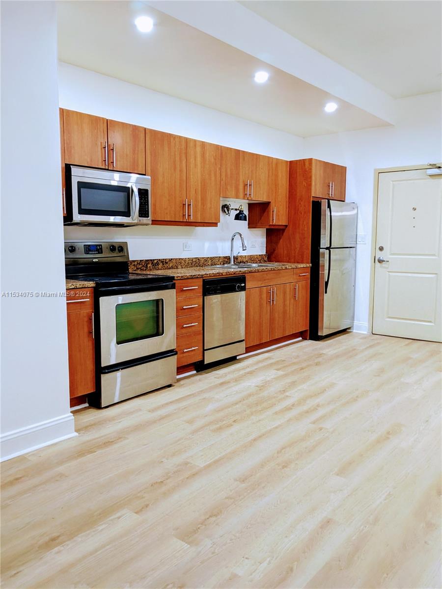 Miami, Florida 33131, 1 Bedroom Bedrooms, ,1 BathroomBathrooms,Residential,For Sale,A11534075