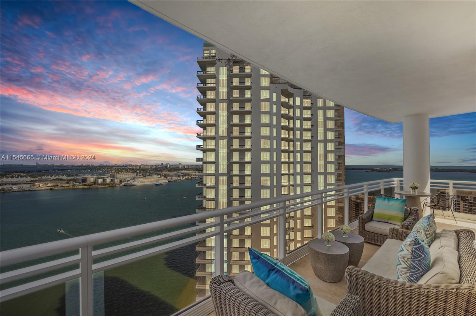 901 Brickell Key Blvd, Miami, FL, 33131 United States, 4 Bedrooms Bedrooms, ,4 BathroomsBathrooms,Residential,For Sale,Brickell Key Blvd,A11545665