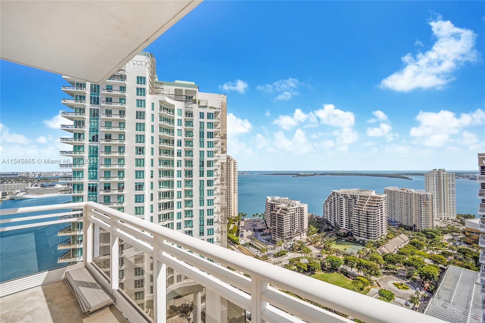 901 Brickell Key Blvd, Miami, FL, 33131 United States, 4 Bedrooms Bedrooms, ,4 BathroomsBathrooms,Residential,For Sale,Brickell Key Blvd,A11545665