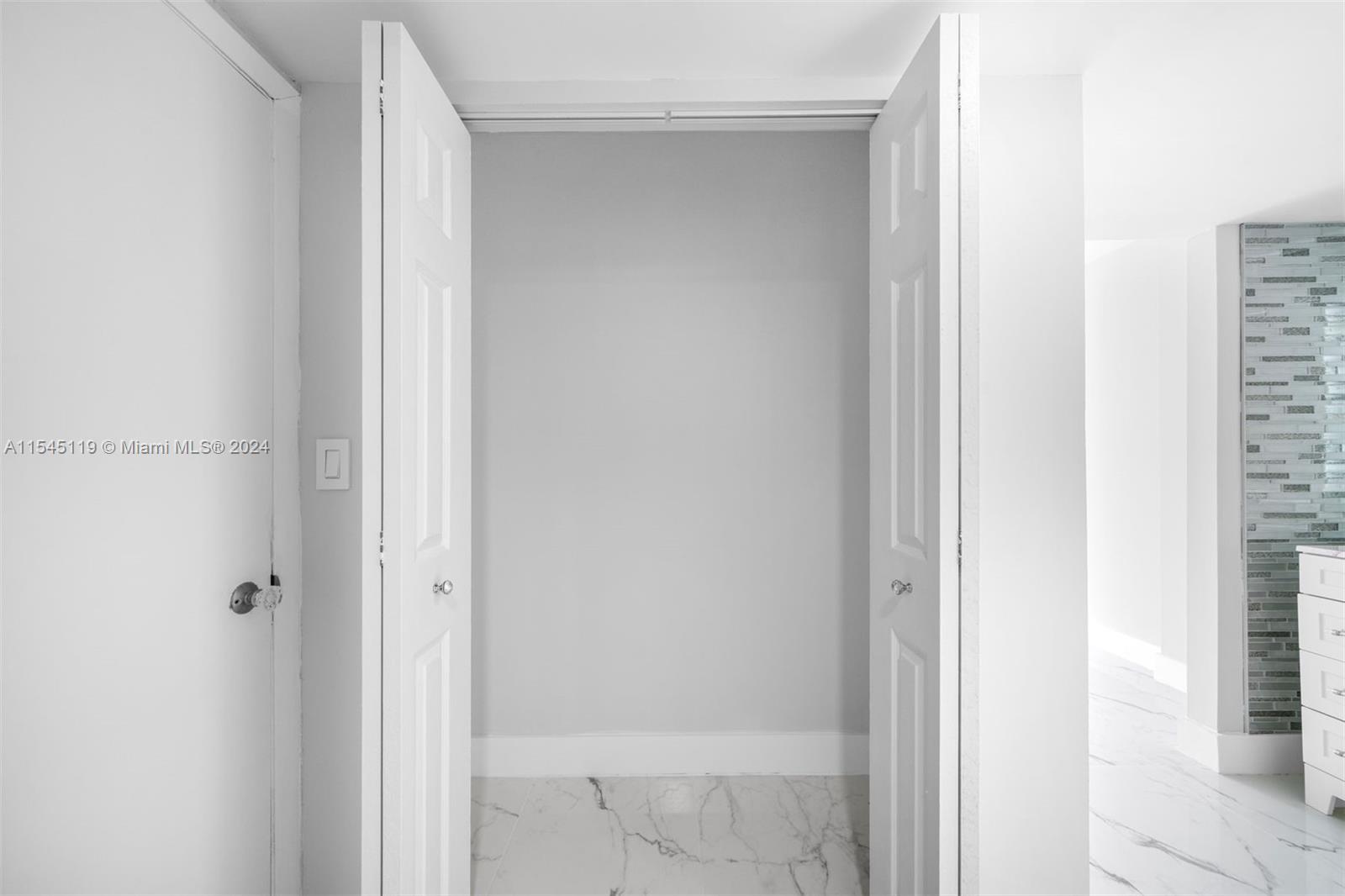 20379 Country Club Dr, Aventura, FL, 33180 United States, 2 Bedrooms Bedrooms, ,2 BathroomsBathrooms,Residential,For Sale,Country Club Dr,A11545119