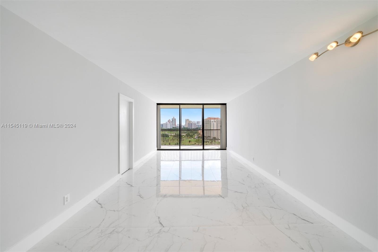 20379 Country Club Dr, Aventura, FL, 33180 United States, 2 Bedrooms Bedrooms, ,2 BathroomsBathrooms,Residential,For Sale,Country Club Dr,A11545119