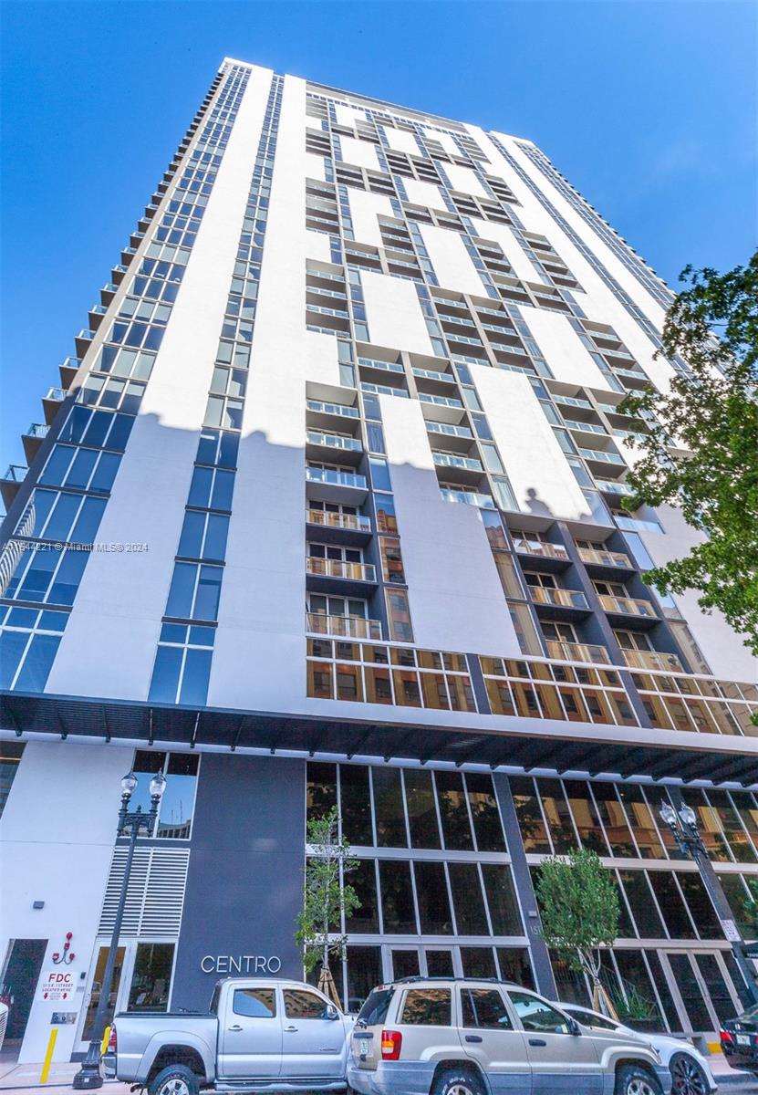 Miami, Florida 33131, 1 Bedroom Bedrooms, ,1 BathroomBathrooms,Residential,For Sale,A11544221