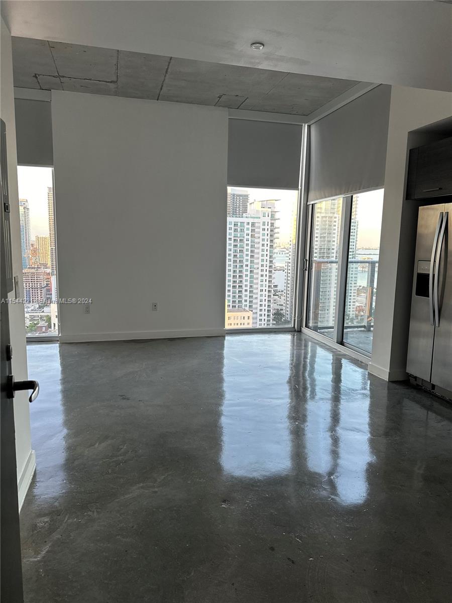 Miami, Florida 33131, 1 Bedroom Bedrooms, ,1 BathroomBathrooms,Residential,For Sale,A11544221