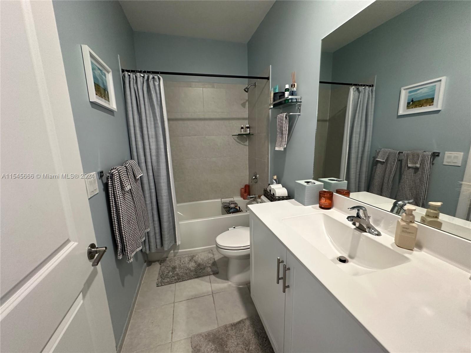 18220 SW 148th Rd, Miami, Florida 33187, 3 Bedrooms Bedrooms, ,3 BathroomsBathrooms,Residentiallease,For Rent,18220 SW 148th Rd,A11545666