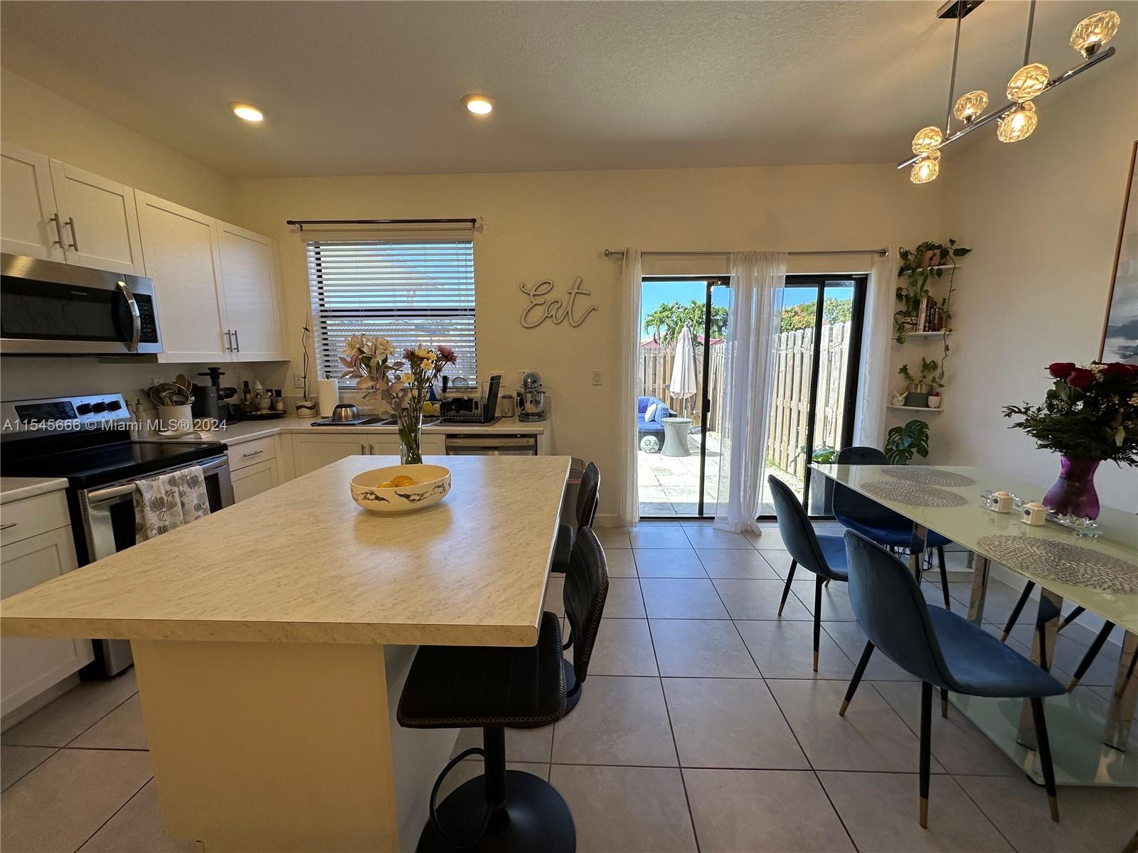 18220 SW 148th Rd, Miami, Florida 33187, 3 Bedrooms Bedrooms, ,3 BathroomsBathrooms,Residentiallease,For Rent,18220 SW 148th Rd,A11545666