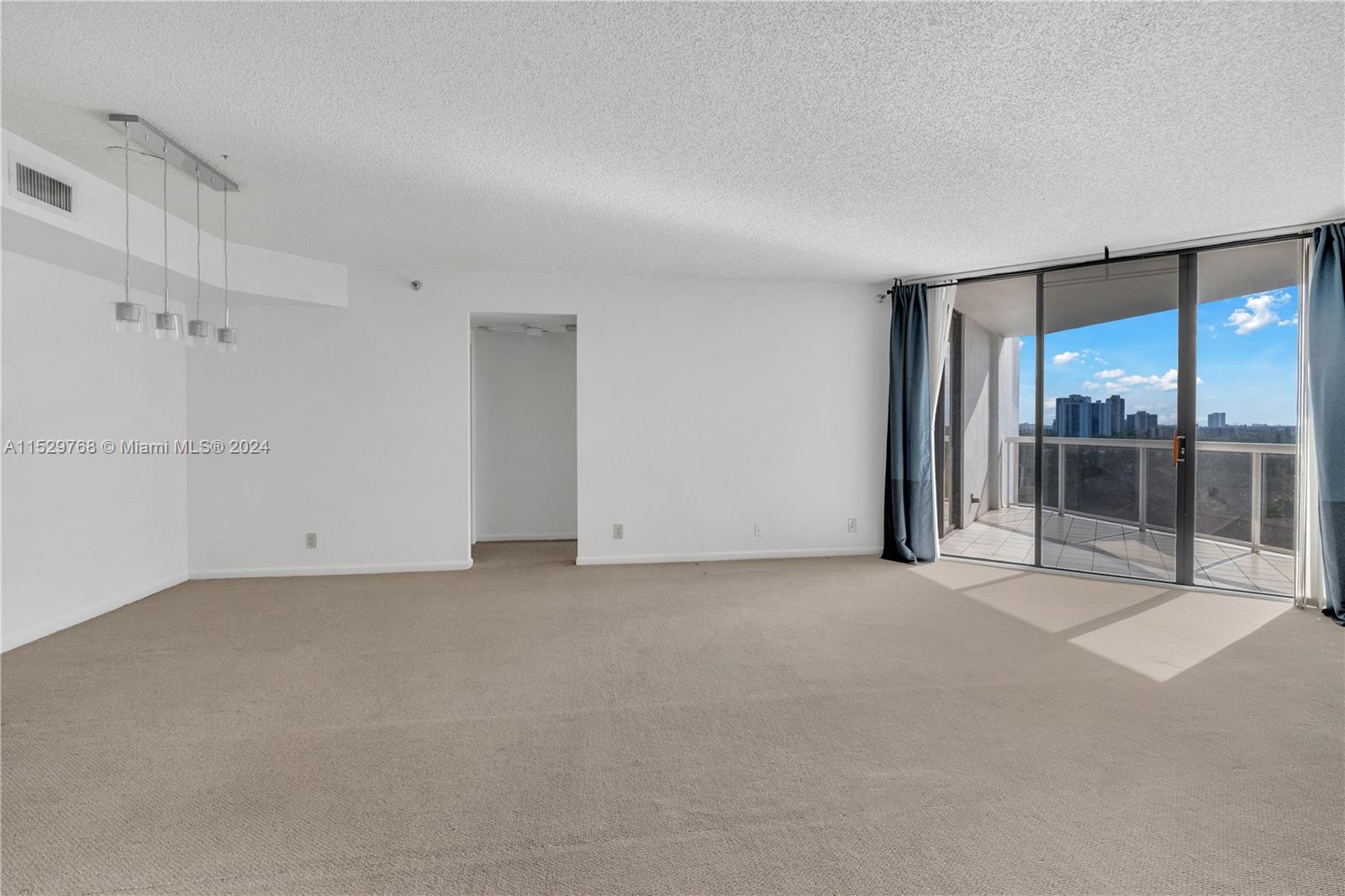 3610 Yacht Club Dr 911, Aventura, Florida 33180, 2 Bedrooms Bedrooms, ,2 BathroomsBathrooms,Residential,For Sale,3610 Yacht Club Dr 911,A11529768