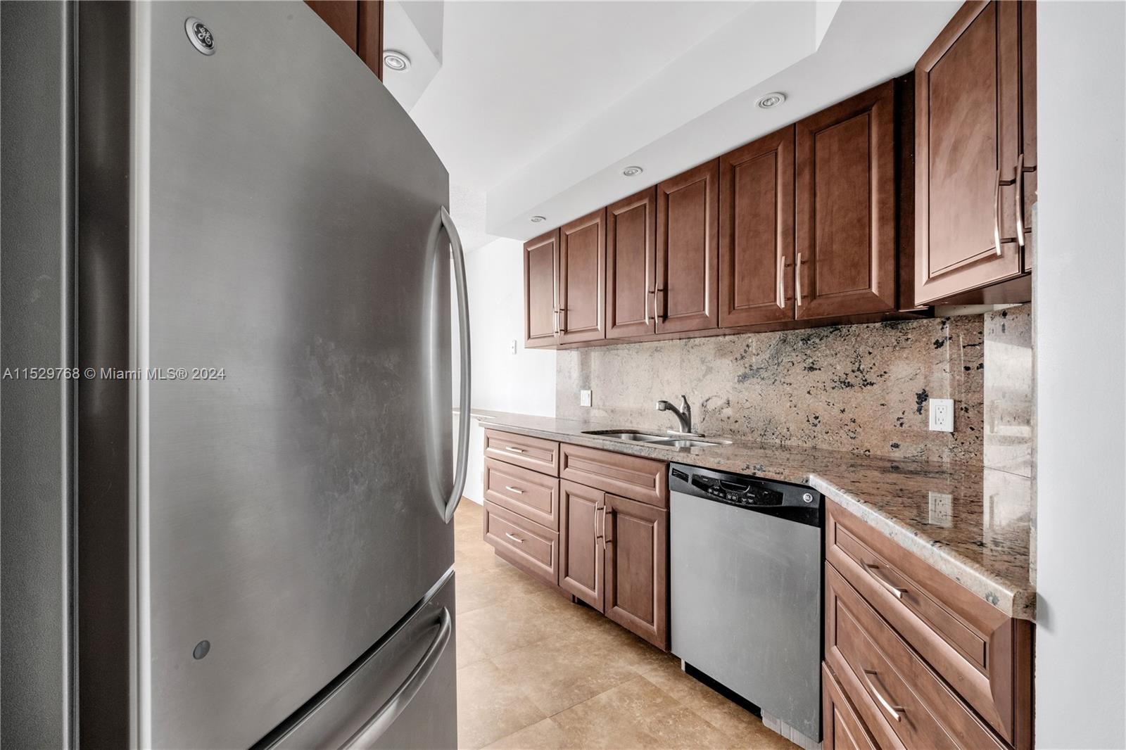 3610 Yacht Club Dr 911, Aventura, Florida 33180, 2 Bedrooms Bedrooms, ,2 BathroomsBathrooms,Residential,For Sale,3610 Yacht Club Dr 911,A11529768