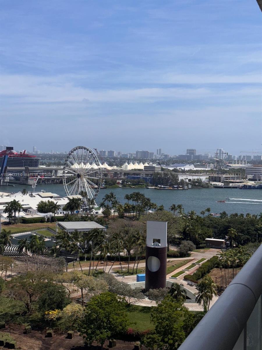 50 Biscayne Blvd 1601, Miami, Florida 33132, 2 Bedrooms Bedrooms, ,2 BathroomsBathrooms,Residentiallease,For Rent,50 Biscayne Blvd 1601,A11544331