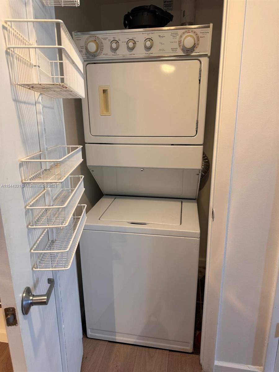 50 Biscayne Blvd 1601, Miami, Florida 33132, 2 Bedrooms Bedrooms, ,2 BathroomsBathrooms,Residentiallease,For Rent,50 Biscayne Blvd 1601,A11544331