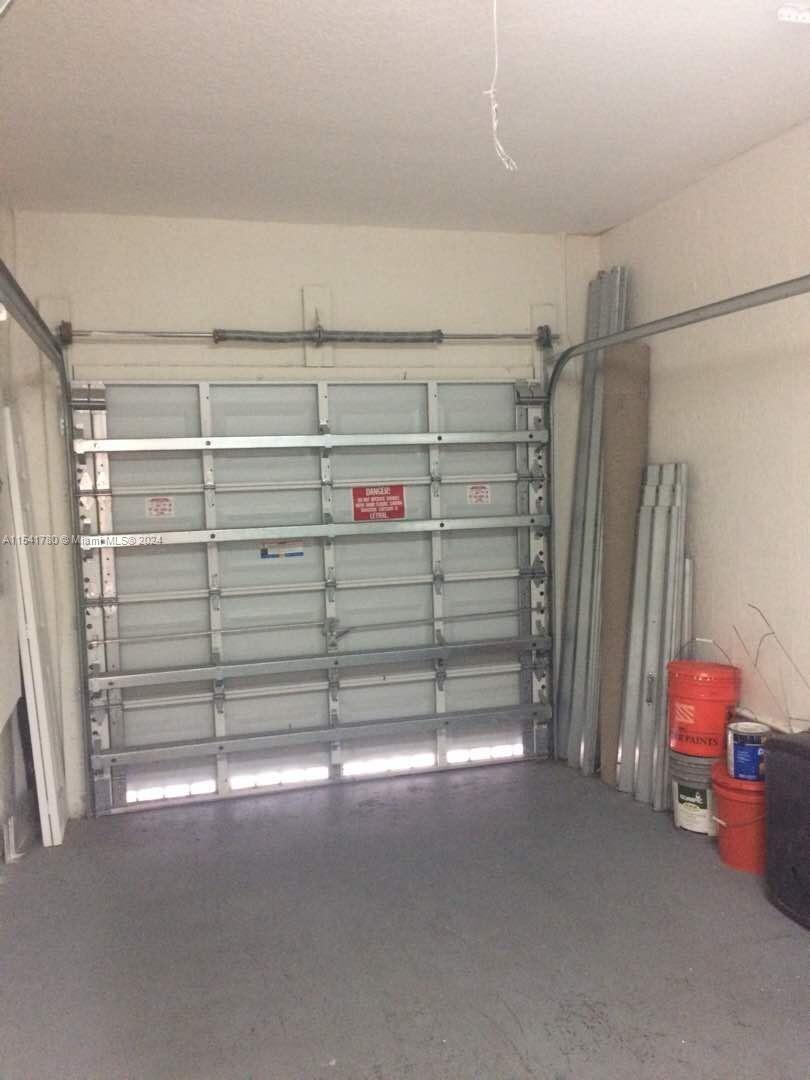 11551 NW 76th St, Doral, Florida 33178, 3 Bedrooms Bedrooms, ,2 BathroomsBathrooms,Residentiallease,For Rent,11551 NW 76th St,A11541780