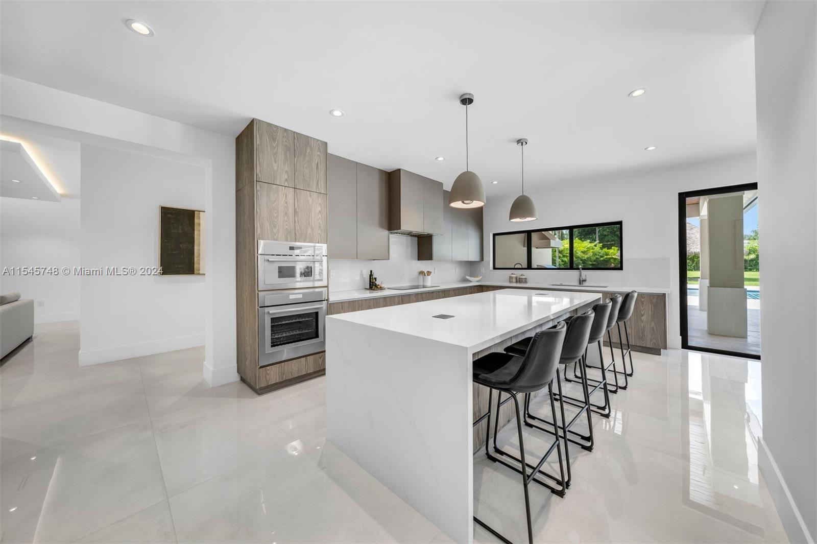 7501 80th St, Miami, FL, 33143 United States, 5 Bedrooms Bedrooms, ,5 BathroomsBathrooms,Residential,For Sale,80th St,A11545748