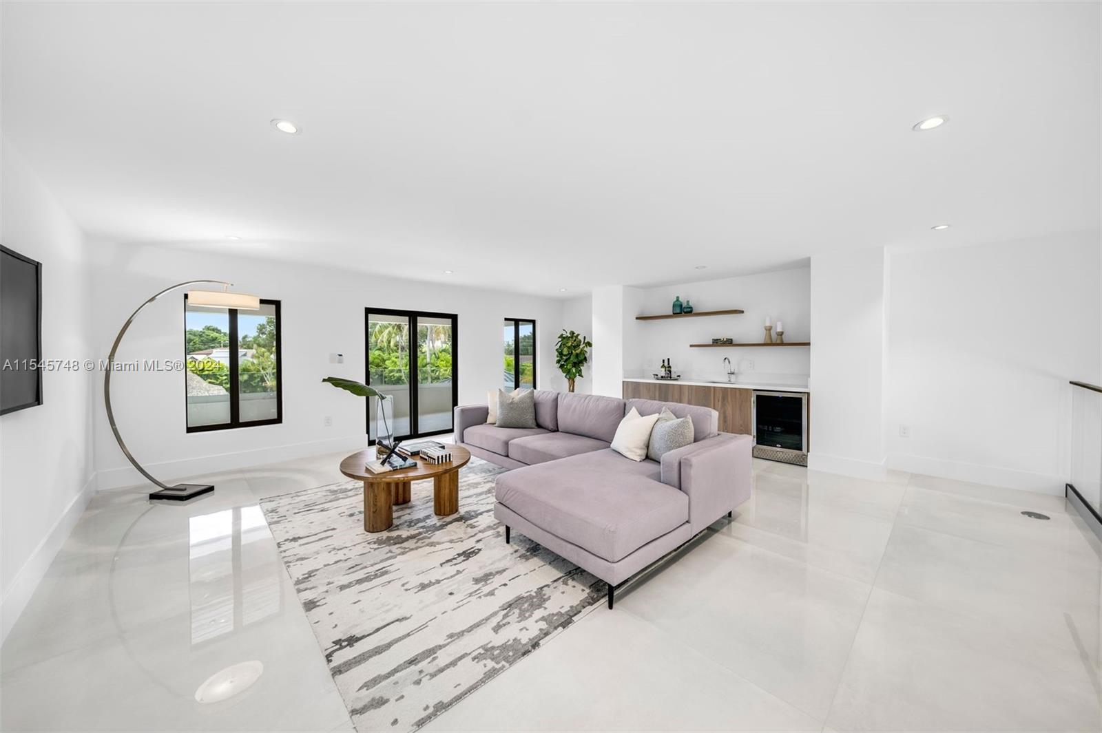 7501 80th St, Miami, FL, 33143 United States, 5 Bedrooms Bedrooms, ,5 BathroomsBathrooms,Residential,For Sale,80th St,A11545748