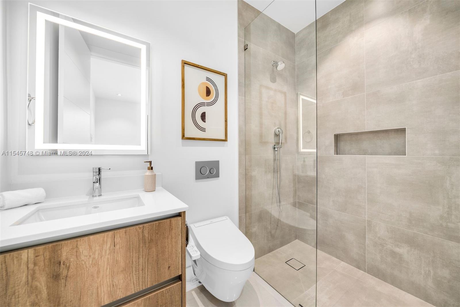 7501 80th St, Miami, FL, 33143 United States, 5 Bedrooms Bedrooms, ,5 BathroomsBathrooms,Residential,For Sale,80th St,A11545748