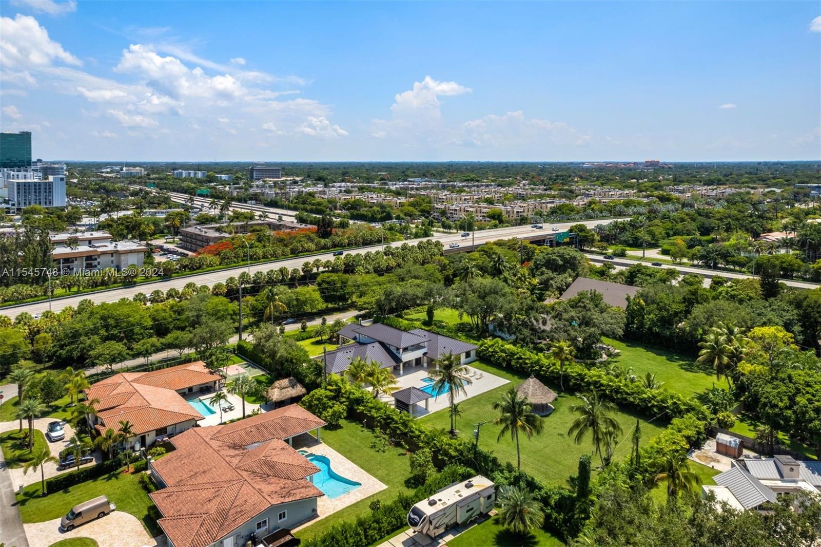 7501 80th St, Miami, FL, 33143 United States, 5 Bedrooms Bedrooms, ,5 BathroomsBathrooms,Residential,For Sale,80th St,A11545748