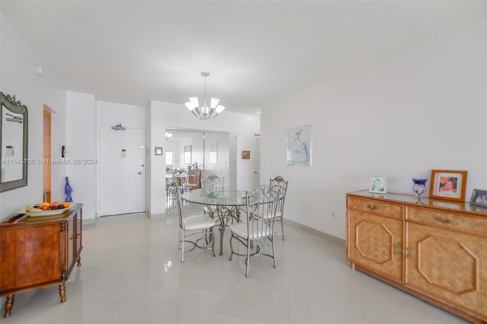 1985 S Ocean Dr 11K, Hallandale Beach, Florida 33009, 1 Bedroom Bedrooms, ,1 BathroomBathrooms,Residential,For Sale,1985 S Ocean Dr 11K,A11545700