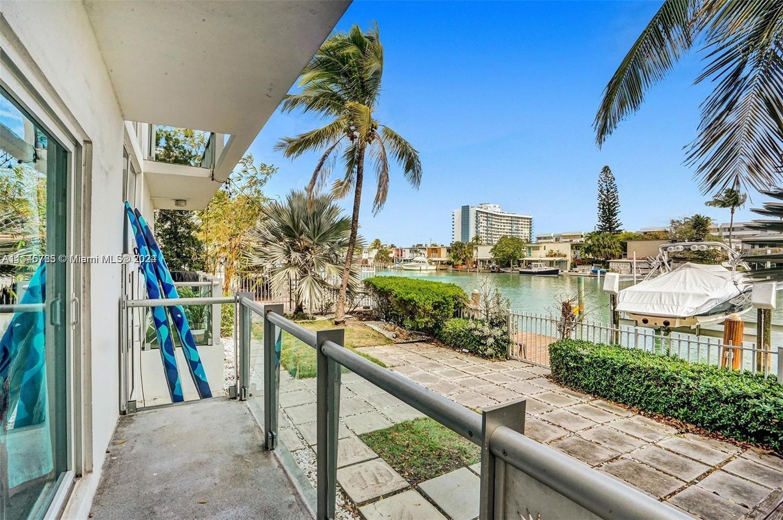 7171 Bay Dr 5, Miami Beach, Florida 33141, 2 Bedrooms Bedrooms, ,2 BathroomsBathrooms,Residentiallease,For Rent,7171 Bay Dr 5,A11545765
